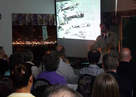 Richard en conférence à Québec.